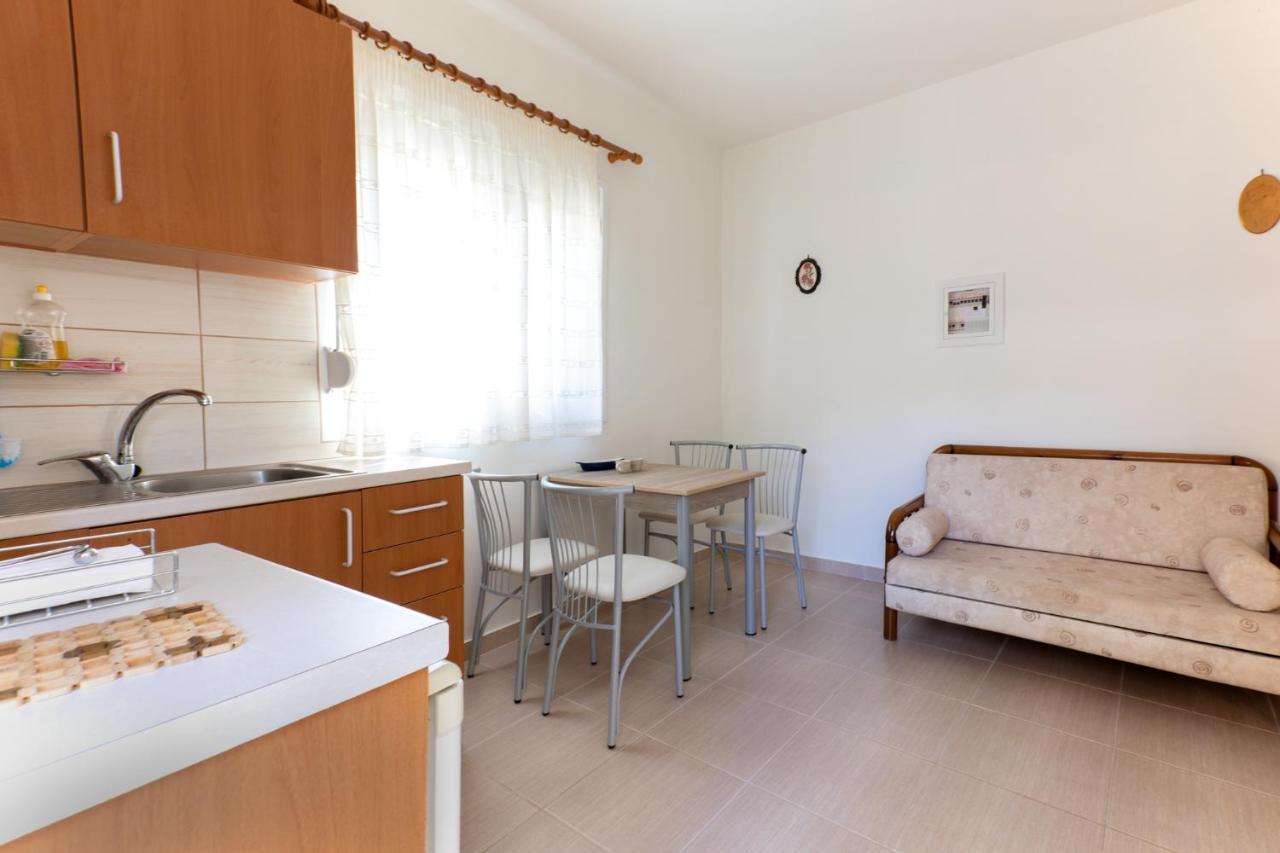 Nikki'S Family Apartments Sivota  Ngoại thất bức ảnh